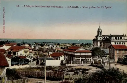 Ak Dakar Senegal, Ansicht von  Hospital, Gebäude, Küste, Landschaft