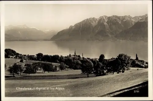 Ak Chexbres Kanton Waadt, Berglandschaft, See, Kirche, Alpen, Schwarz-Weiß-Foto