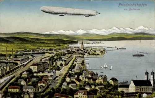 Ak Friedrichshafen am Bodensee, Gesamtansicht, Zeppelin über der Stadt