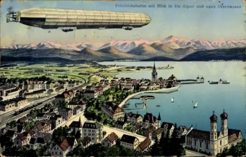 Ak Friedrichshafen am Bodensee, Luftbild, Zeppelin über der Stadt, Alpen, Uferstraße