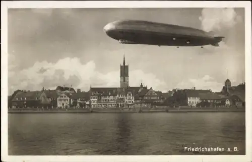 Ak Friedrichshafen am Bodensee, Zeppelin