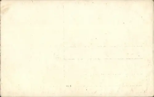 Foto Ak Deutsche Soldaten in Uniform am Kriegsschauplatz, 1. WK