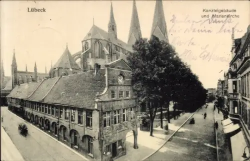 Ak Hansestadt Lübeck, Kanzleigebäude und Marienkirche