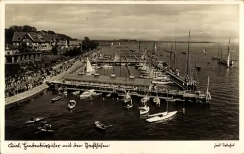 Ak Kiel, Gesamtansicht, Yachthafen
