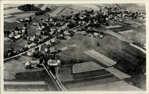 Ak Neustadt im Vogtland, Luftaufnahme