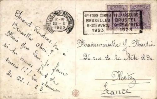 Ak Junger Afrikaner und vier Mädchen, Kinder-Porträts