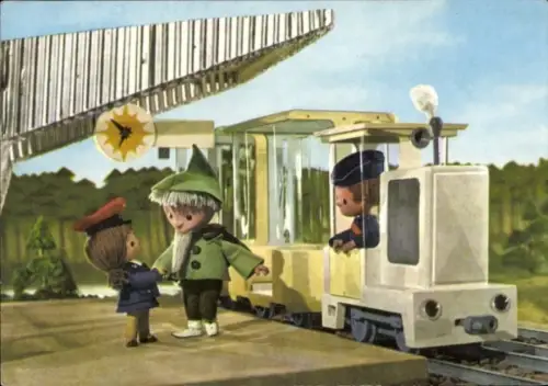 Ak Unser Sandmännchen, Sandmann, DDR Kinderfernsehen, Eisenbahn, Bahnhof