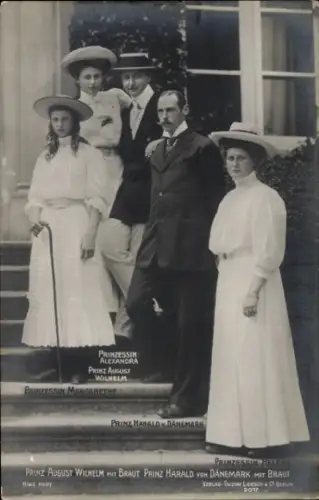 Ak Prinz August Wilhelm von Preußen, Prinz Harald von Dänemark, Alexandra, Margarethe, Helena