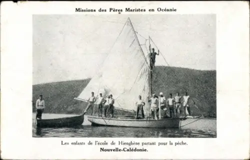 CPA Nouvelle-Calédonie, Mission, Les enfants de l'école de Hienghène partant pour la pèche