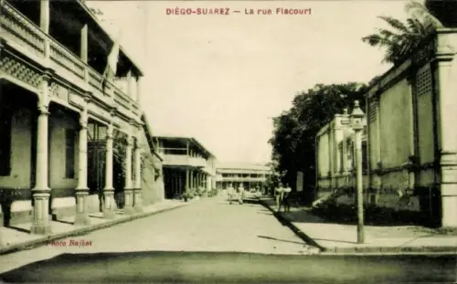 CPA Diego Suarez Antsiranana Madagascar, La Rue Flacourt