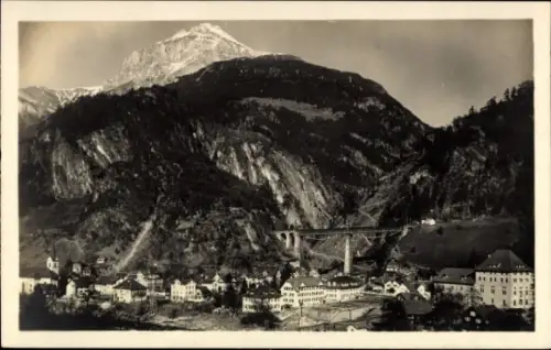 Ak Amsteg Silenen Kanton Uri, Berglandschaft, Viadukt, Häuser, Windgelle