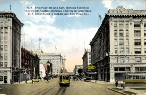 Ak San Diego Kalifornien USA, Broadway, showing Spreckels Theatre and Central Mortgage Building
