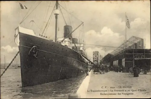 Ak Le Havre Seine Maritime, Le Transatlantique La Provence au Quai d'Escale, French Line