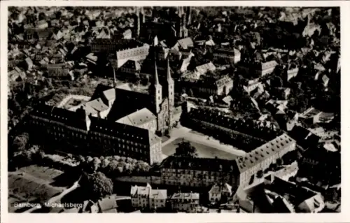 Ak Bamberg in Oberfranken, Luftaufnahme, Michaelsberg, Kirche, Gebäude, Stadtansicht,  Architektu