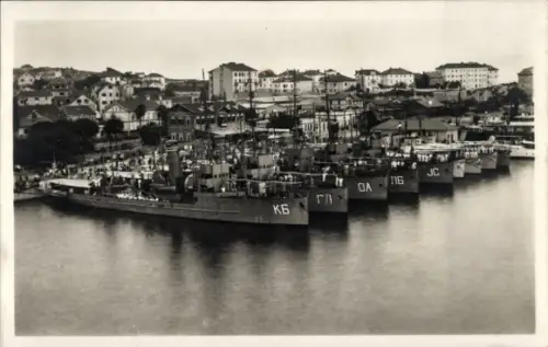 Foto Ak Split Kroatien, Torpedoboote, Hafen