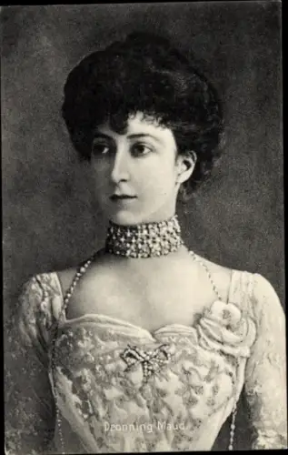 Ak Königin Maud von Norwegen, Portrait
