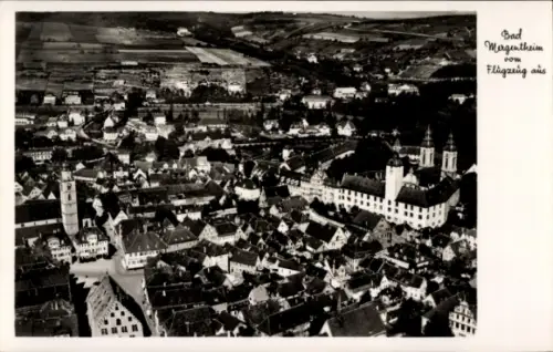 Ak Bad Mergentheim in Tauberfranken, Luftbild von  Stadtansicht,  Gebäude