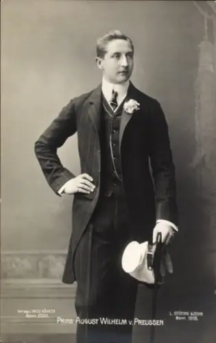 Ak August Wilhelm Prinz von Preussen, Portrait, Als Student, Portrait