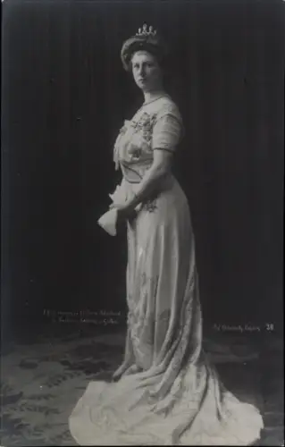 Ak Herzogin Victoria Adelheid von Sachsen Coburg Gotha, Standportrait