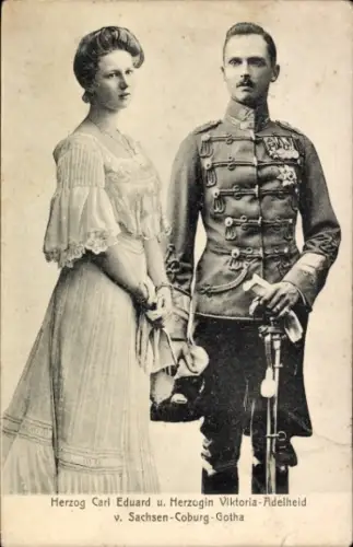 Ak Herzog Carl Eduard von Sachsen Coburg Gotha, Herzogin Viktoria Adelheid