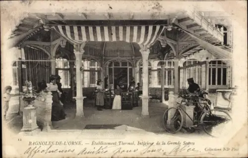 CPA Bagnoles-de-l'Orne Orne, Etablissement Thermal, Intérieur de la Grande Sorce