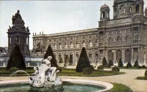 Ak Wien 1 Innere Stadt, Kaiserin Maria Theresien-Denkmal, Staatsmuseum