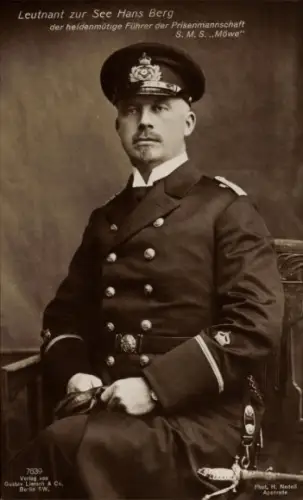 Ak Leutnant zur See Hans Berg, Führer der Prisenmannschaft SMS Möwe