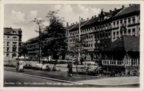 Ak Zwickau in Sachsen, Karl-Liebknecht-Platz an der Leipziger Straße