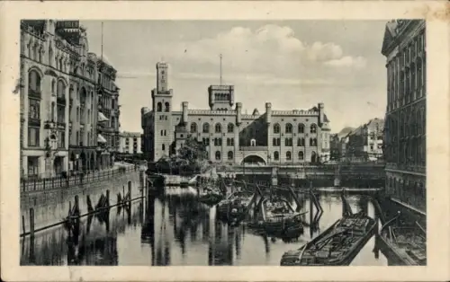 Ak Berlin Mitte, Mühlengraben, Städtische Sparkasse