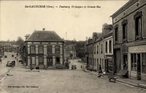CPA Sainte-Gauburge-Orne, Faubourg St Jacques et Grande Rue
