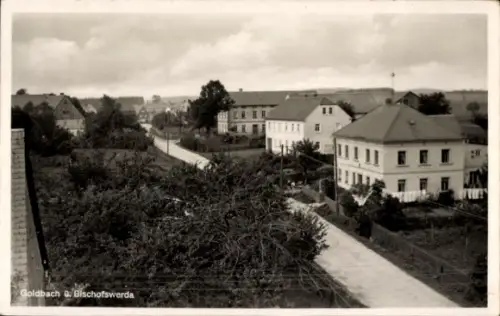 Ak Goldbach Bischofswerda im Kreis Bautzen, Goldbach,  Straßenansicht, Häuser, Poststempel, Portr
