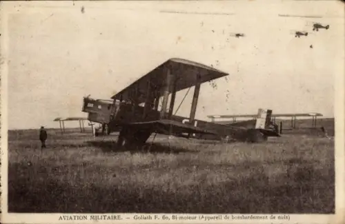 Ak Französischer Militärflieger, Goliath F 60 Doppeldecker, Zweimotorig (Nachtbomber)