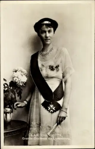 Ak Großherzogin Charlotte von Luxemburg, Portrait