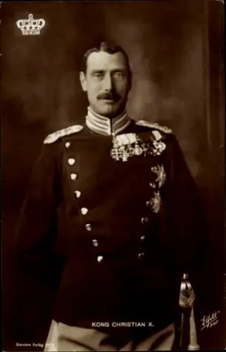 Ak König Christian X. von Dänemark, Portrait in Uniform