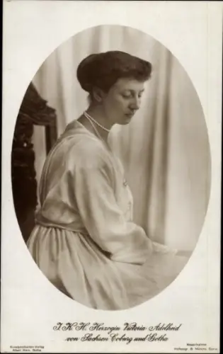 A Herzogin Victoria Adelheid von Sachsen-Coburg-Gotha