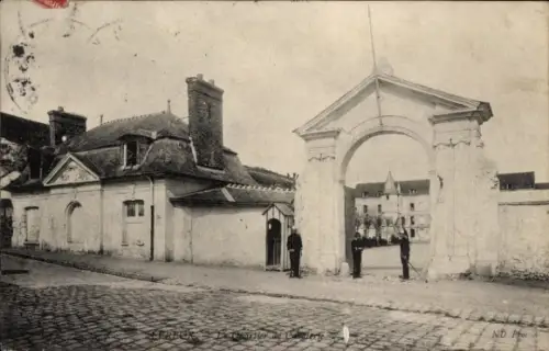 CPA Vernon Eure, Caserne