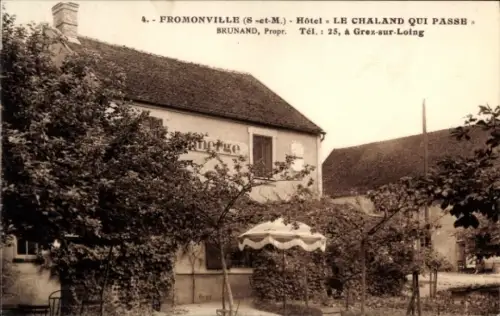 Ak Moncourt Fromonville Seine et Marne, Hôtel Le Chaland Qui Passe, Brunand, Gartenansicht, Telef