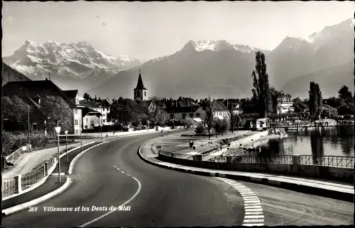 Ak Villeneuve Kanton Waadt,  Dents du Midi, See, Berge, Straße, Bäume