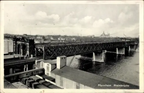 Ak Mannheim in Baden, Rheinbrücke, Fluss, Brücke, Stadtansicht