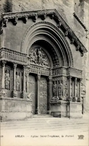 Ak Arles Bouches du Rhône, Eglise Saint-Trophime, Portal,   Architektur, Skulpturen