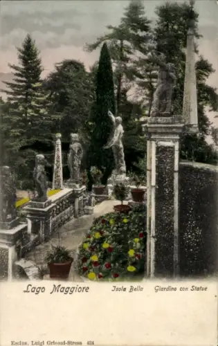 Ak Isola Bella Lago Maggiore Piemonte,  Isola Bella, Garten mit Statuen, bunte Blumen