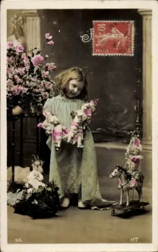 Ak Mädchen mit Puppe, Spielzeug
