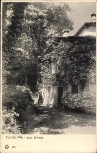 Ak Cadenabbia Lago di Como Lombardia Italien, Haus mit Pflanzen, Weg, Mann, Cadenabbia, Lago di C