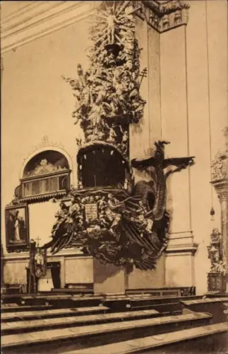 Ak Duszniki Zdrój Bad Reinerz Schlesien, Kanzel in der katholischen Kirche, detailreiche Holzarbe