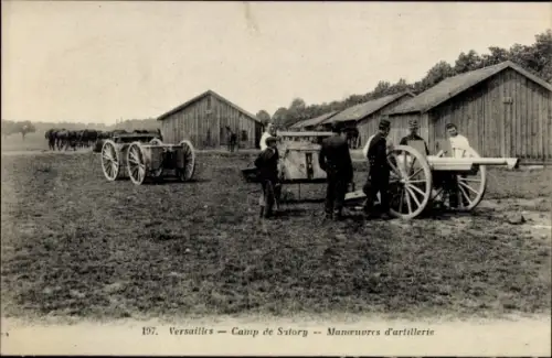 Ak Versailles Yvelines, Artillerie-Manöver, Wagen, Soldaten, Lagerhäuser, Versailles