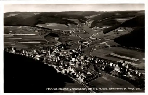 Ak Vöhrenbach im Schwarzwald Baden, Fliegeraufnahme