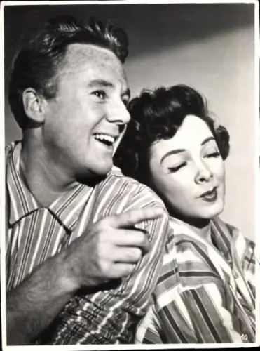 Ak Schauspieler Van Johnson und Kathryn Grayson, Portrait, Film Mein Mann will heiraten