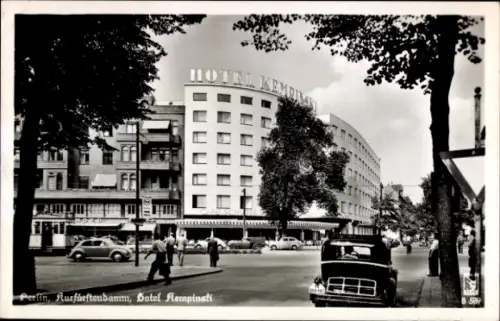 Ak Berlin Charlottenburg, Hotel Kempinski, Kurfürstendamm, Autos, Straßenansicht