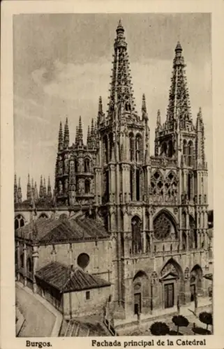 Ak Burgos Kastilien und León,  Hauptfassade der Kathedrale, gotische Türme, keine Personen