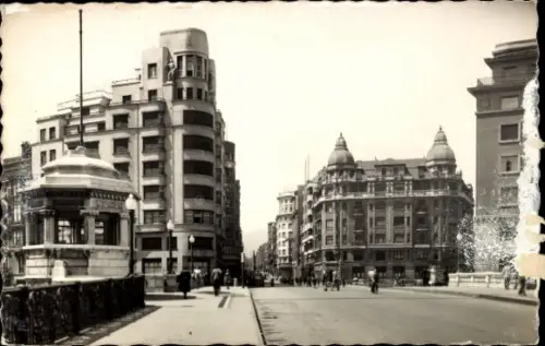 Ak Buenos Aires Argentinien, Stadtansicht, Gebäude, Straße, Menschen